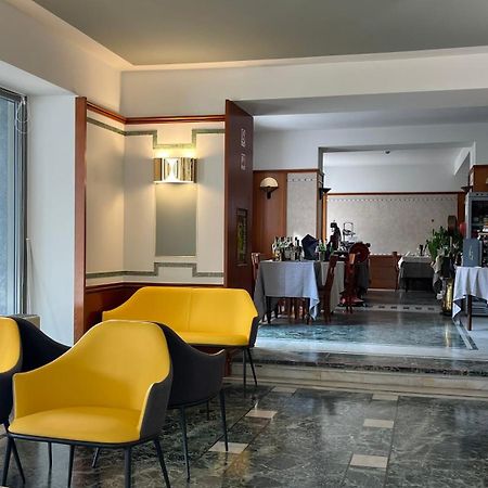 Hotel Centrale San Pellegrino Terme Eksteriør bilde