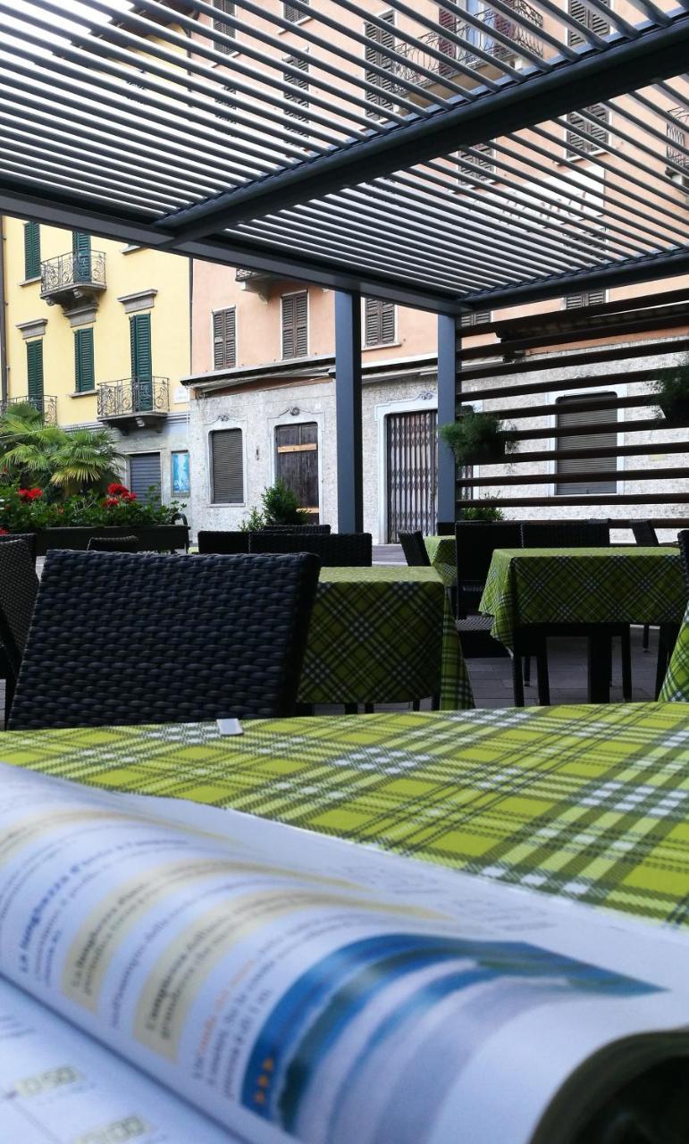 Hotel Centrale San Pellegrino Terme Eksteriør bilde